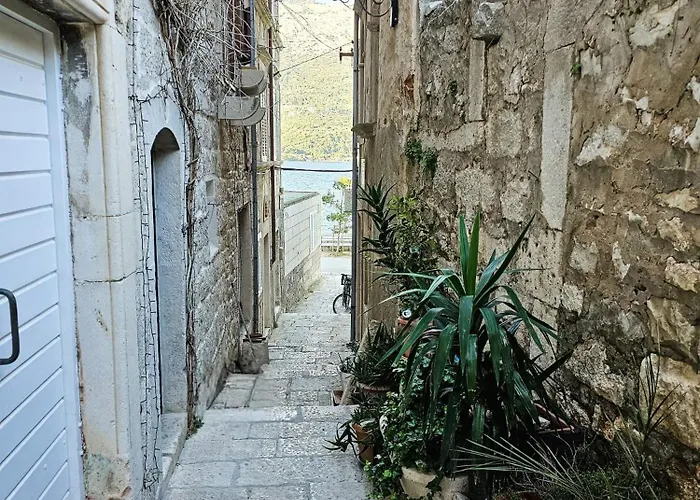 Revelin In Old Town Daire *